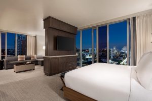 Carté Hotel San Diego Downtown, Curio Collection by Hilton"